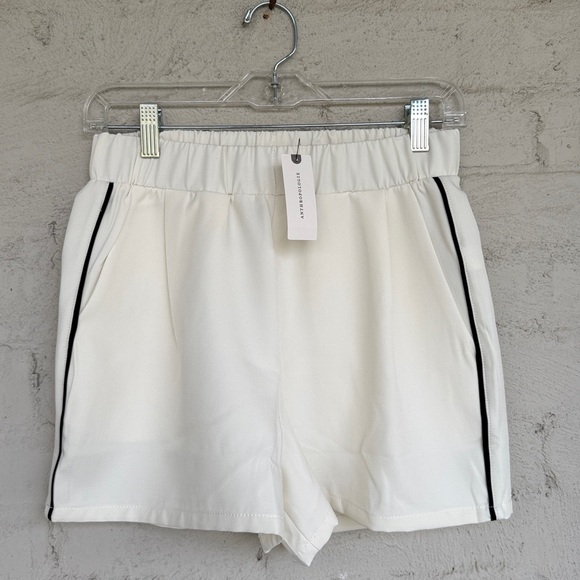 Anthropologie Pants - NWT Anthropologie Bishop + Young Ford Drawstring Track Shorts Ivory Size Small